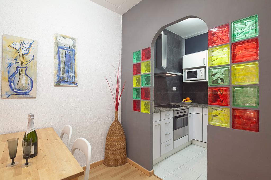 Apartamento Deep Purple Barcelona Habitación foto