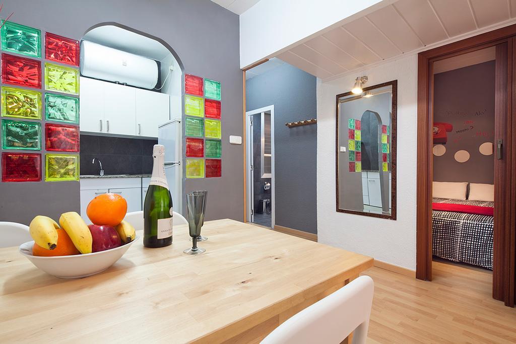 Apartamento Deep Purple Barcelona Habitación foto